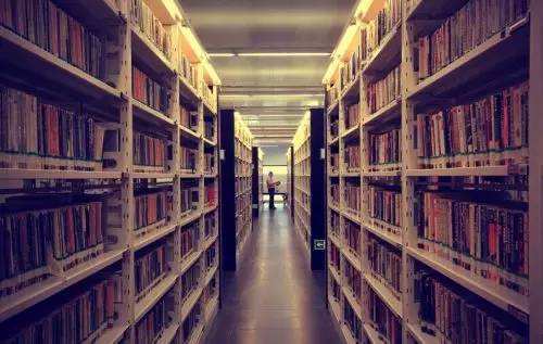 出版物經(jīng)營許可證與出版物進(jìn)口 規(guī)范市場(chǎng)與文化交流的雙重保障